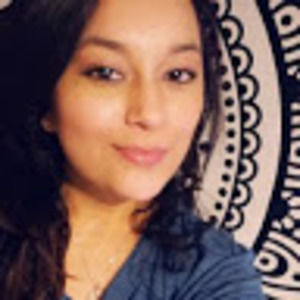 Meet your Posher, Lina